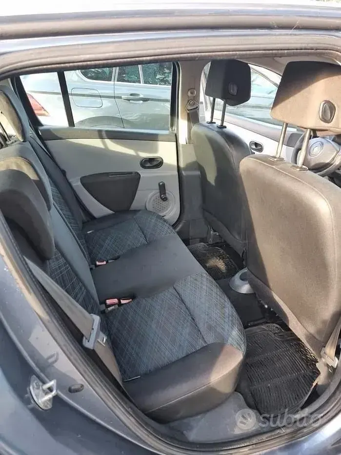 Usata Renault Clio III 68 CV (50 kW) 2007 Grigio Utilitaria
