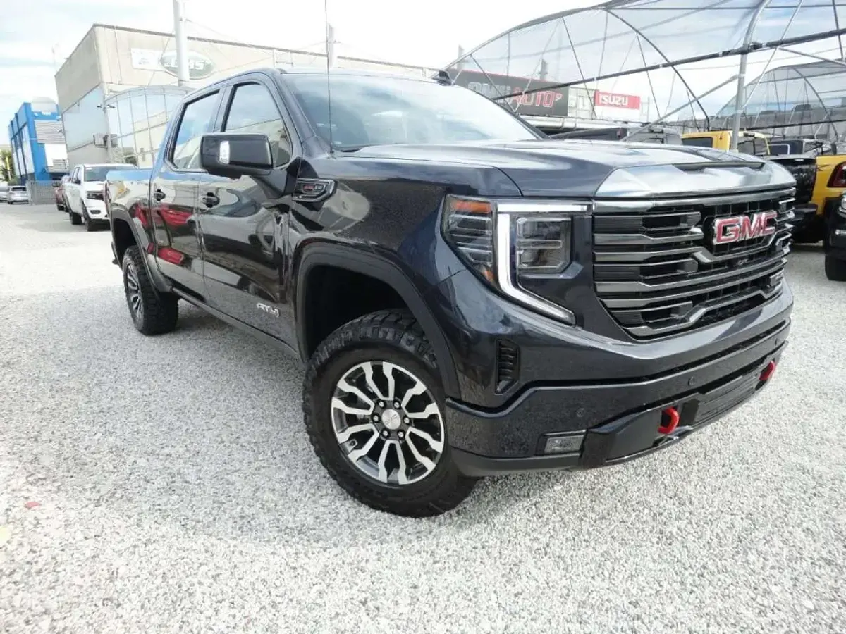 Nuova GMC Sierra 426 CV (313 kW) 2026 Grigio scuro Pick-up