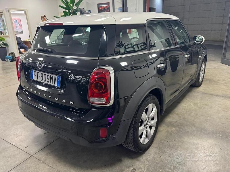 Usata Mini Cooper D Countryman Business 149 CV (109 kW) 2018 Nero SUV