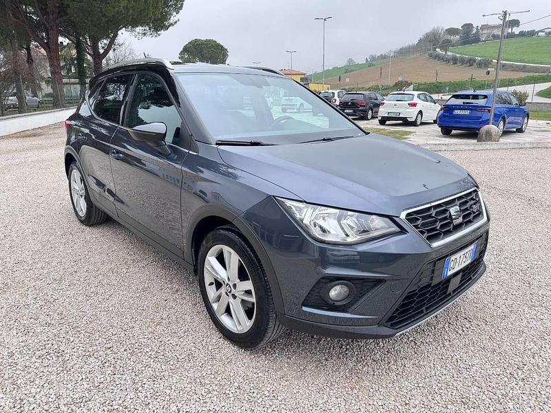 Usata Seat Arona FR 90 CV (66 kW) 2020 Grigio SUV