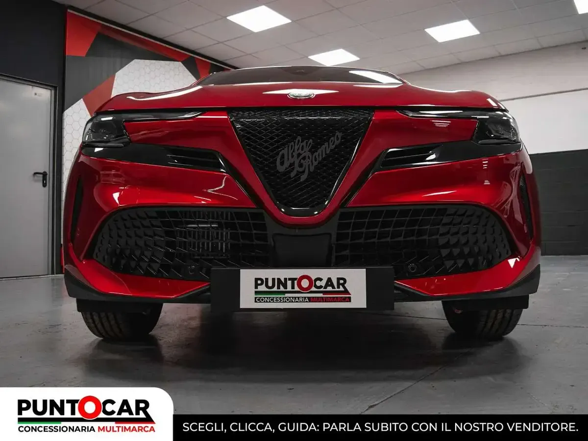 Nuova Alfa Romeo GT Junior Sprint 145 CV (106 kW) 2026 Rosso SUV