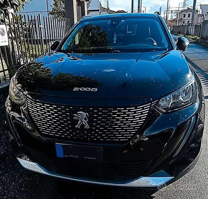 Usata Peugeot 2008 Allure 131 CV (96 kW) 2020 SUV