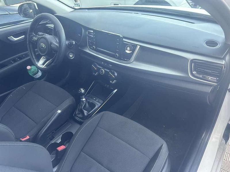 Usata Kia Rio Active 84 CV (61 kW) 2020 Berlina