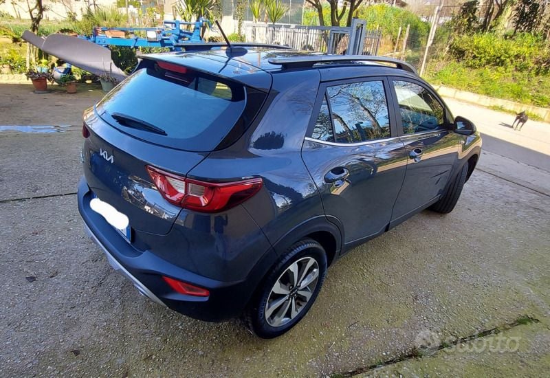 Usata Kia Stonic 100 CV (73 kW) 2021 Grigio SUV