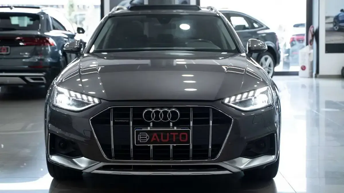 Usata Audi A4 Allroad Ambiente 204 CV (150 kW) 2021 Grigio daytona metallizzato Station wagon