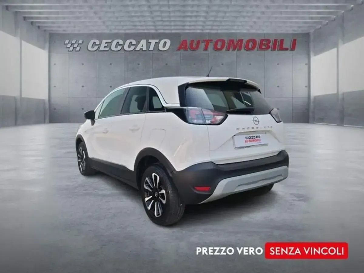 Usata Opel Crossland Elegance 110 CV (80 kW) 2023 Bianco SUV