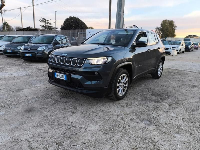 Usata Jeep Compass 130 CV (95 kW) 2022 Grigio SUV