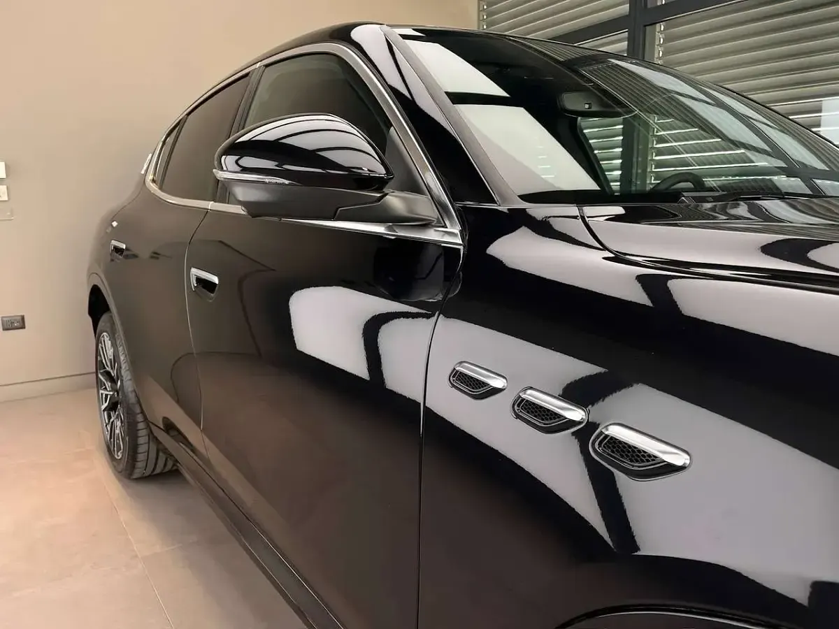 Nuova Maserati Grecale 330 CV (242 kW) 2026 Nero tempesta SUV