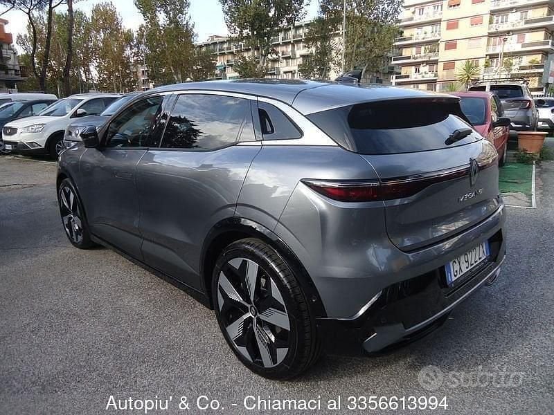 Usata Renault Megane E-Tech Komfort 161 kW (220 CV) 2025 Other SUV