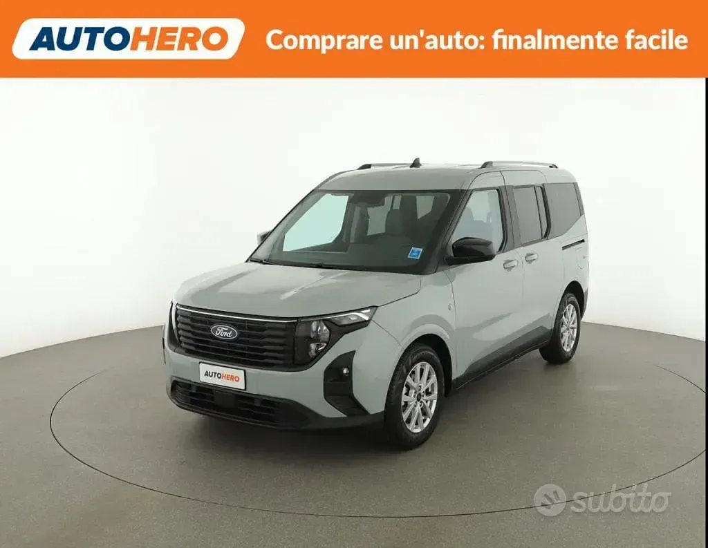 Usata Ford Tourneo Courier Titanium 125 CV (91 kW) 2024 Monovolume