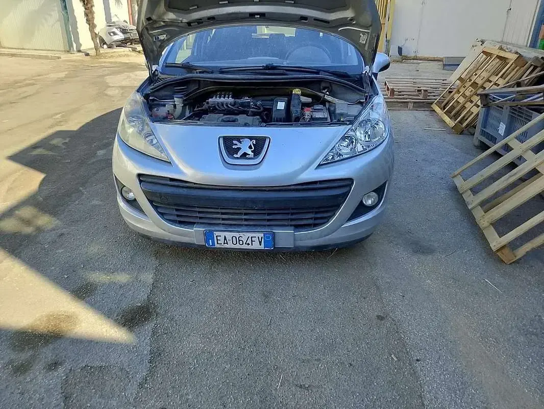 Usata Peugeot 207 Sport 73 CV (53 kW) 2010 Grigio Berlina