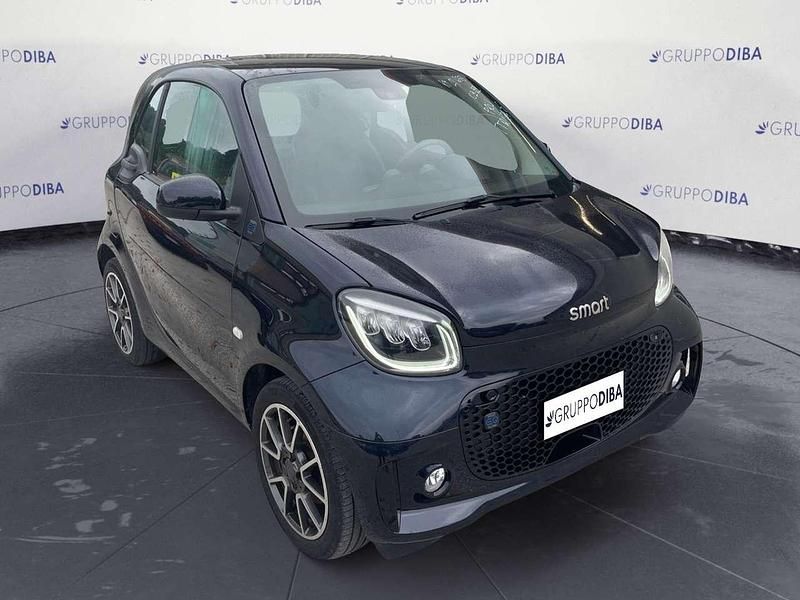 Usata Smart ForTwo Coupé Prime 60 kW (82 CV) 2022 Blu/azzurro Utilitaria