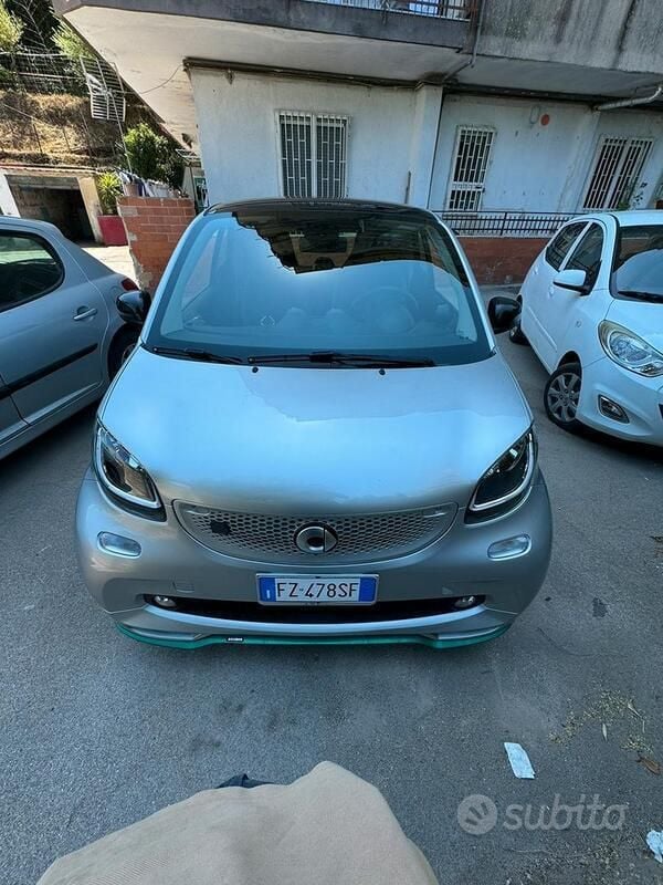 Usata Smart ForTwo Electric Drive Brabus 60 kW (82 CV) 2019 Utilitaria