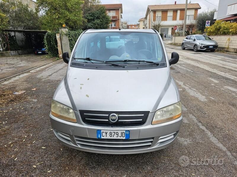 Usata 2006 Fiat Multipla Monovolume | 1400 € (Ottimo prezzo) - Immagine 1/4