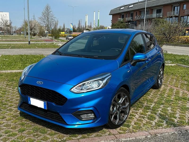 Usata Ford Fiesta ST-Line 100 CV (73 kW) 2019 Blu Utilitaria