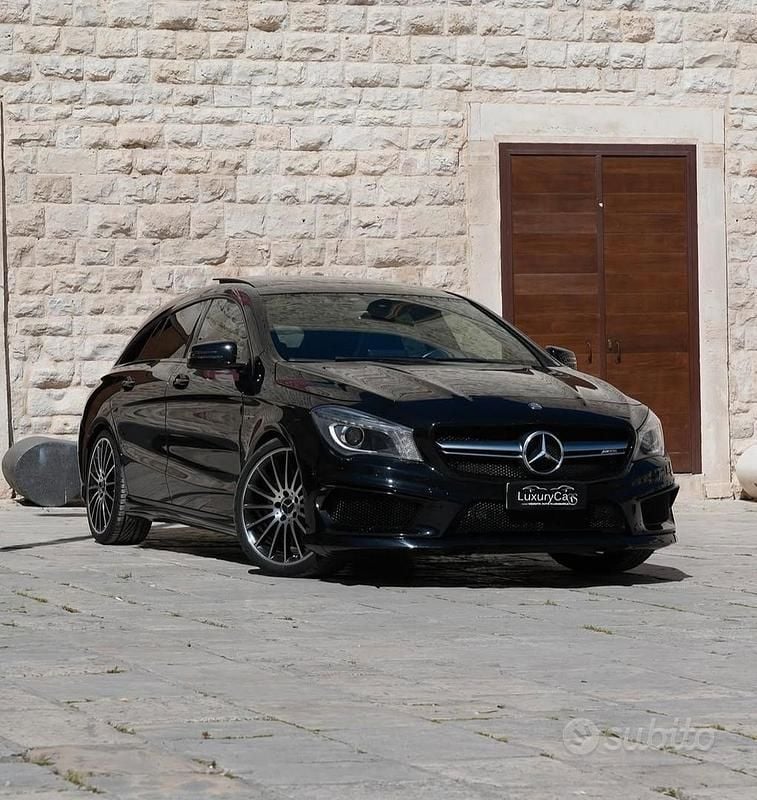 Nero Usata 2016 Mercedes CLA45 AMG AMG Station wagon | 23.000 € - Immagine 1/4