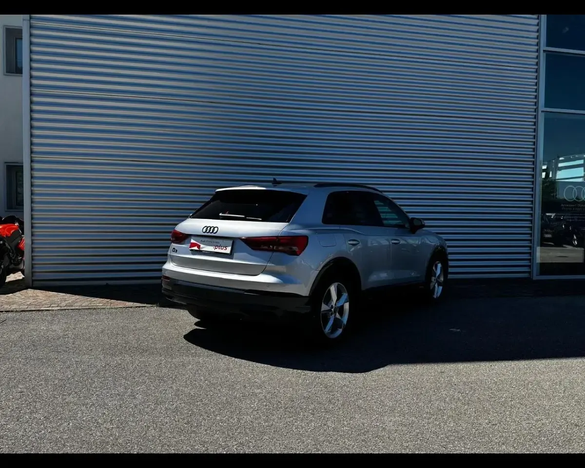 Usata Audi Q3 Advanced 150 CV (110 kW) 2022 Bianco SUV