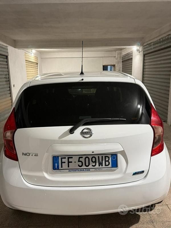 Usata Nissan Note 90 CV (66 kW) 2016 Bianco Utilitaria