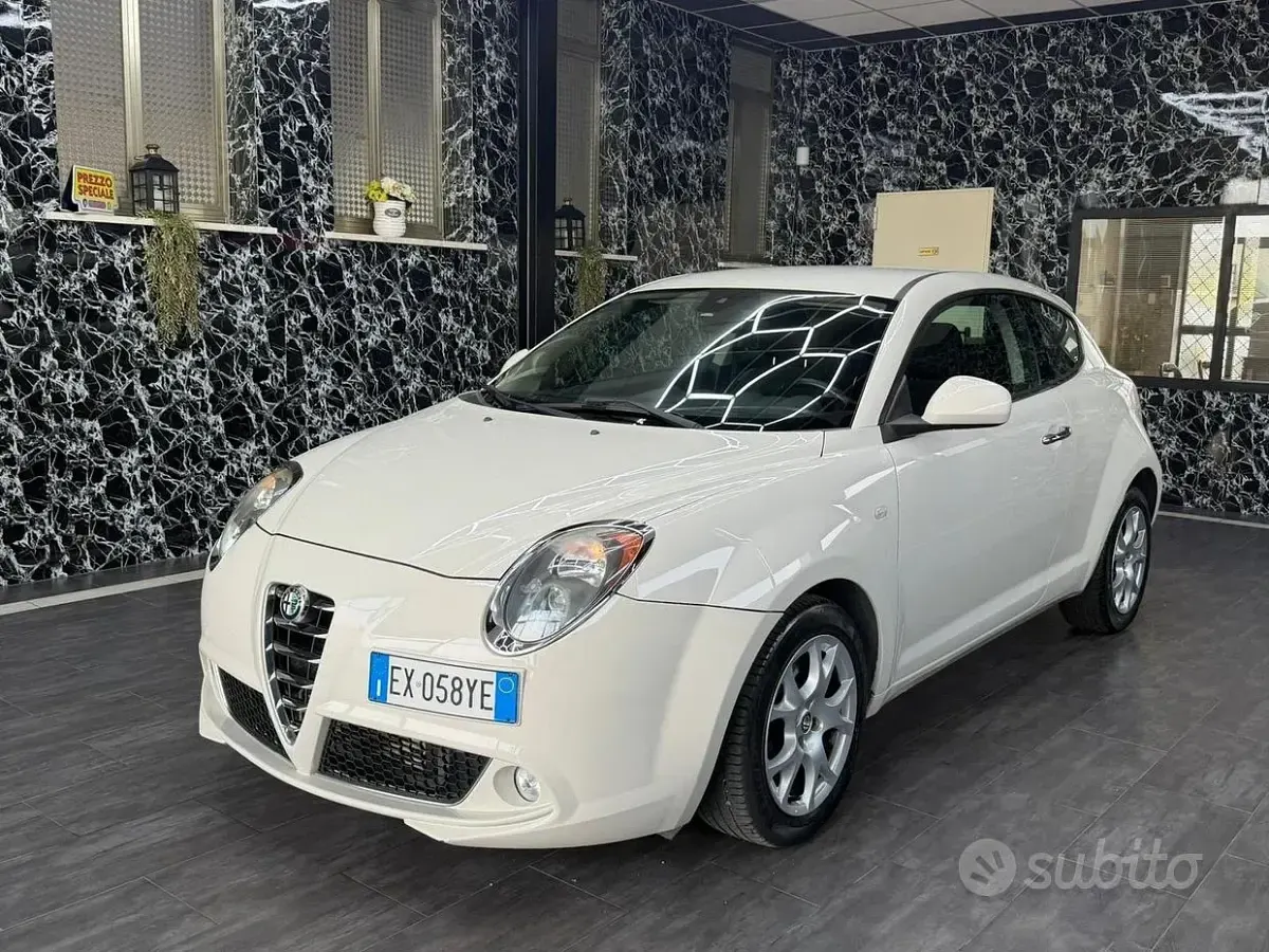 Usata Alfa Romeo MiTo Distinctive 85 CV (62 kW) 2014 Bianco Utilitaria