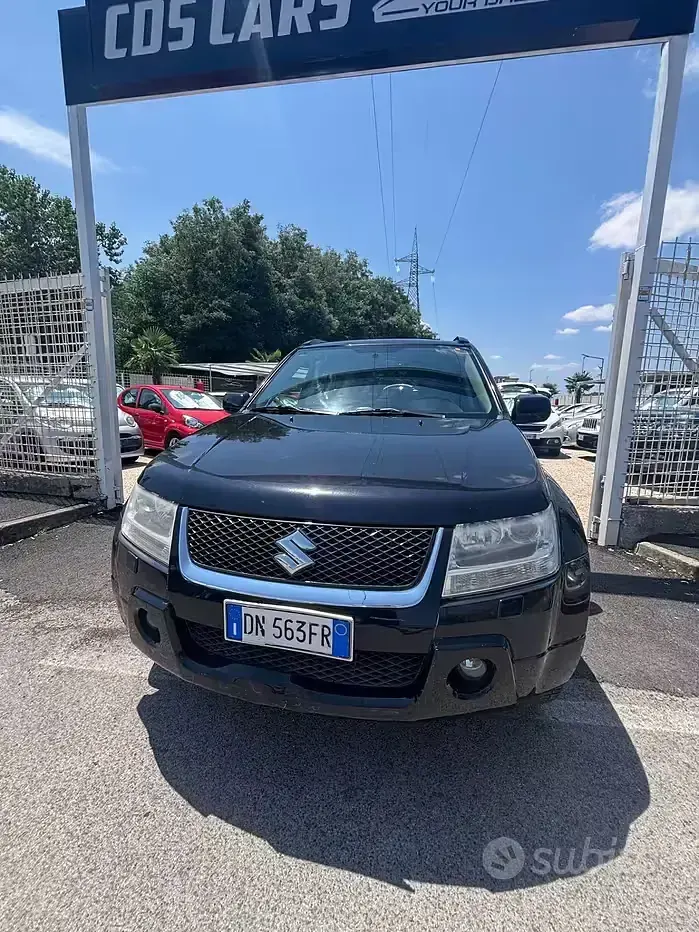 Usata Suzuki Grand Vitara 129 CV (94 kW) 2008 Nero SUV