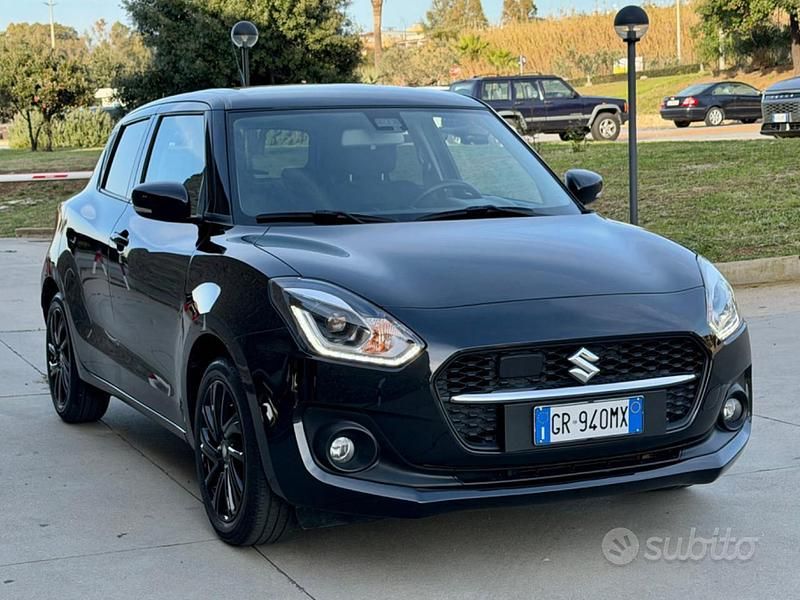 Usata Suzuki Swift 83 CV (61 kW) 2024 Nero Utilitaria