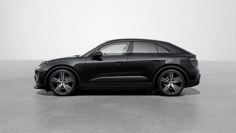 Usata Porsche Macan 284 kW (387 CV) 2025 Nero SUV