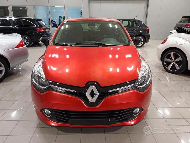 Usata Renault Clio IV LIMITED 90 CV (66 kW) 2016 Rosso Berlina