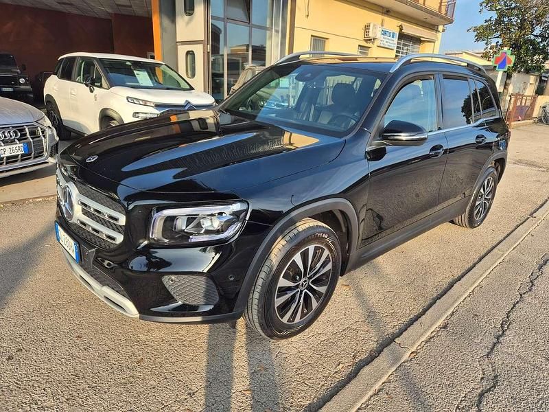 Usata Mercedes GLB200 150 CV (110 kW) 2022 Nero SUV