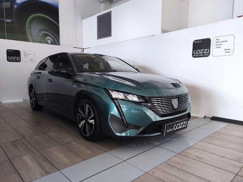 Verde Usata 2023 Peugeot 308 Allure Station wagon | 22.900 € (Buon prezzo) - Immagine 1/4