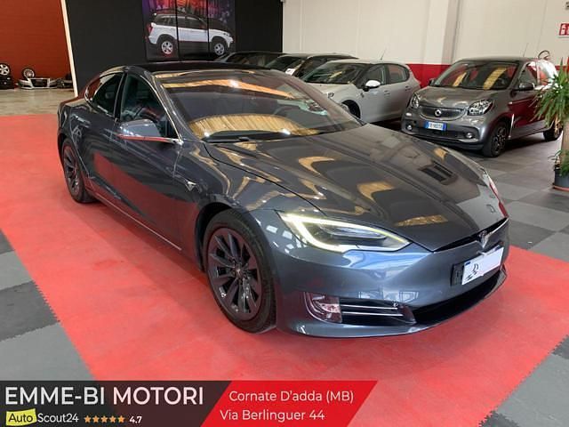 Usata Tesla Model S 158 kW (215 CV) 2018 Grigio Utilitaria