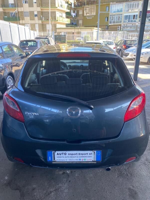 Usata Mazda 2 74 CV (54 kW) 2009 Grigio Berlina