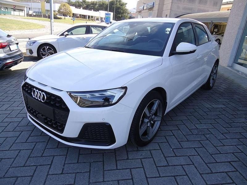 Usata Audi A1 Sportback Ambiente 95 CV (69 kW) 2021 Bianco Utilitaria