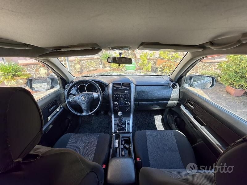 Usata Suzuki Grand Vitara 129 CV (94 kW) 2012 SUV
