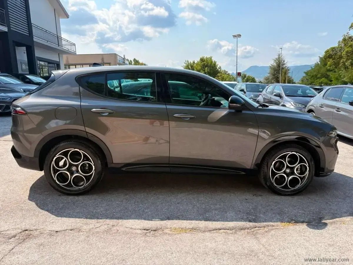 Usata Alfa Romeo Tonale Sprint 131 CV (96 kW) 2024 Grigio SUV