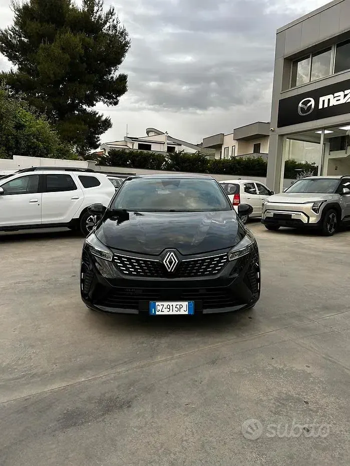 Usata Renault Clio V Techno 91 CV (66 kW) 2025 Nero Berlina