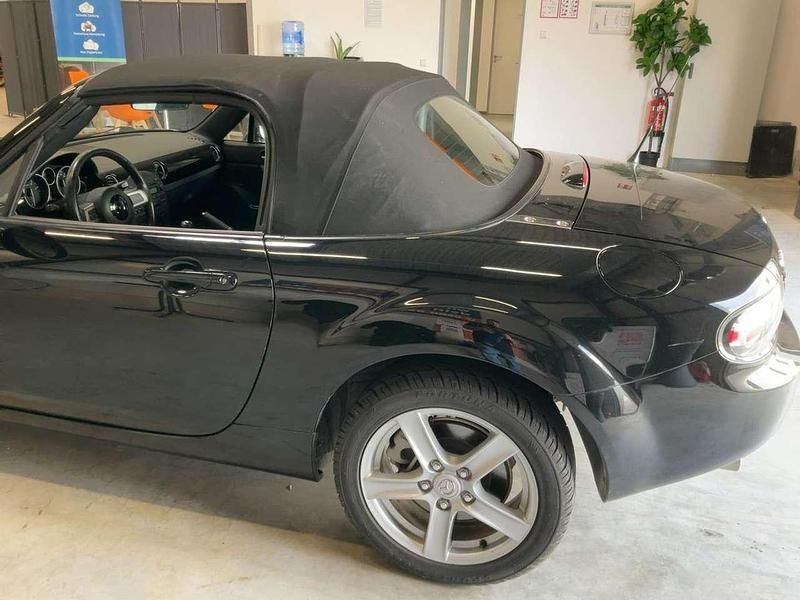 Usata Mazda MX5 126 CV (92 kW) 2007 Marrone Cabrio