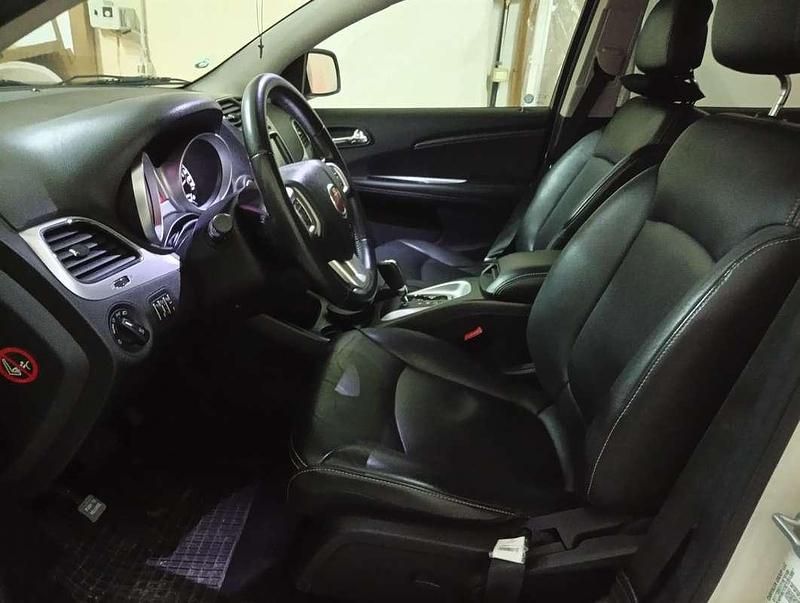 Usata Fiat Freemont Lounge 170 CV (125 kW) 2012 Bianco SUV