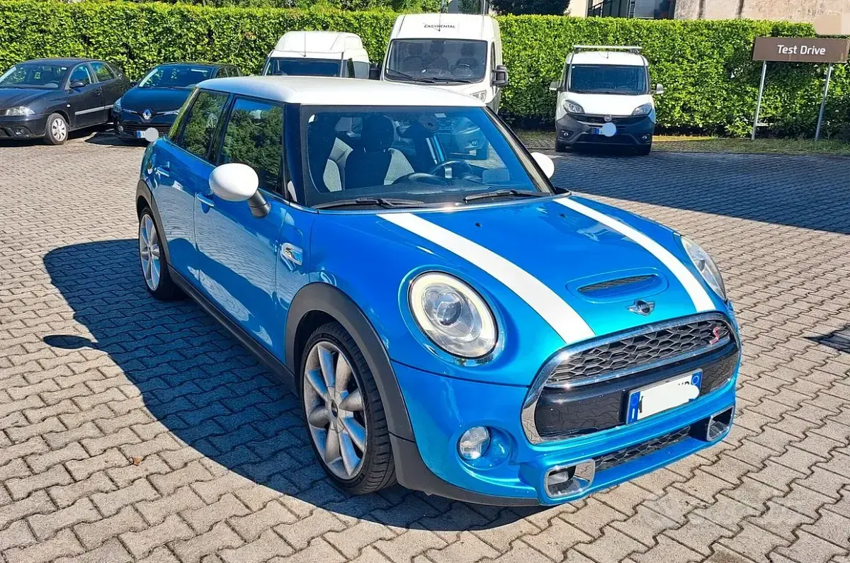 Usata Mini Cooper S 192 CV (141 kW) 2014 Bluazzurro Utilitaria