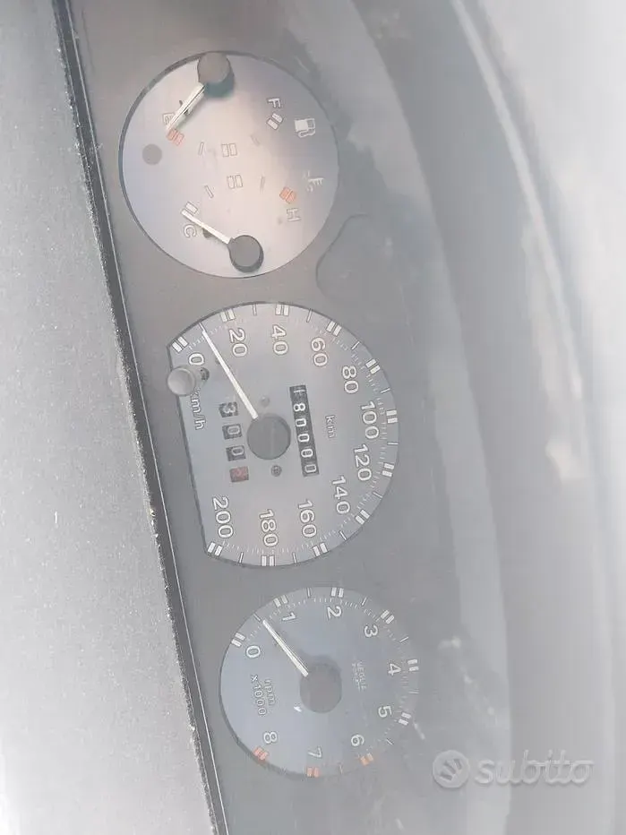 Usata Fiat Punto 105 CV (77 kW) 1999 Bluazzurro Utilitaria