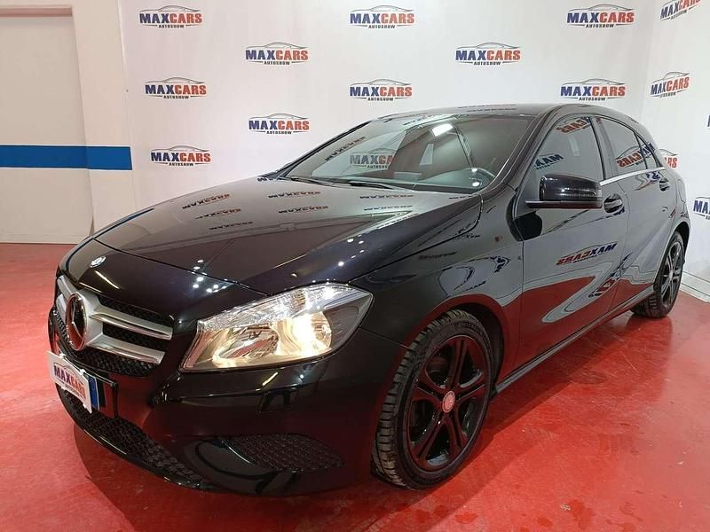 Usata Mercedes A180 109 CV (80 kW) 2013 Nero Berlina