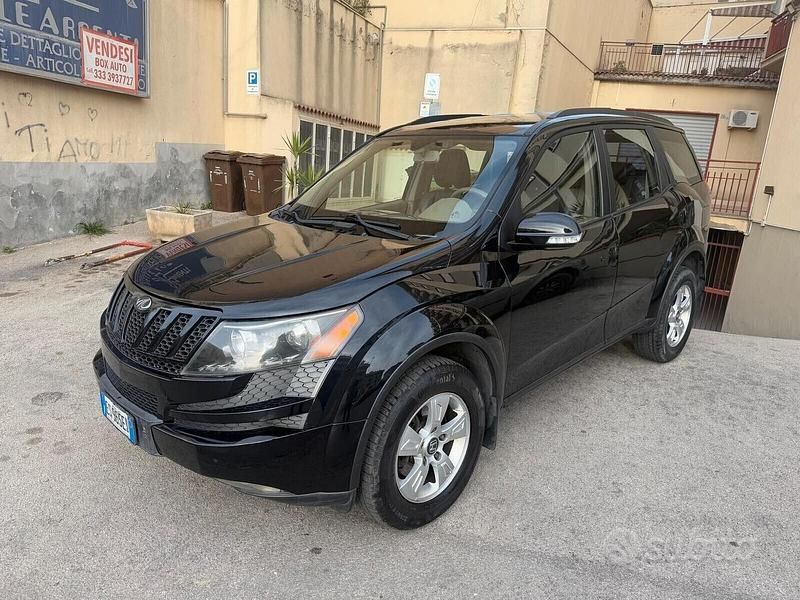 Usata Mahindra XUV500 140 CV (102 kW) 2013 Nero SUV