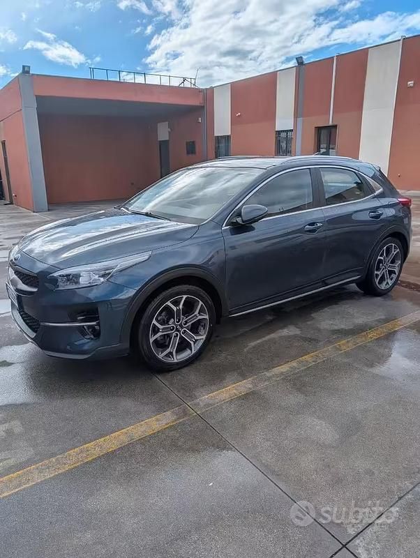 Usata Kia XCeed Style 115 CV (84 kW) 2020 Blu SUV