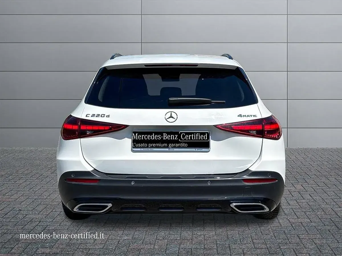 Usata Mercedes 220 Premium 200 CV (147 kW) 2022 Bianco Station wagon
