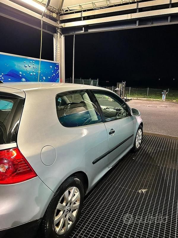 Usata VW Golf IV 2006 Grigio Berlina