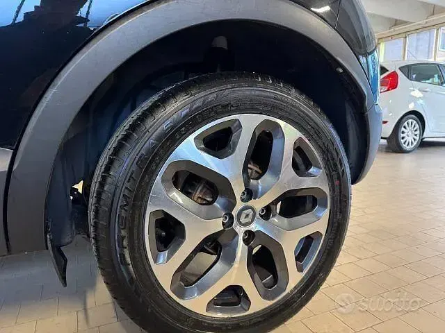 Usata Renault Captur Intens 110 CV (80 kW) 2018 Nero SUV
