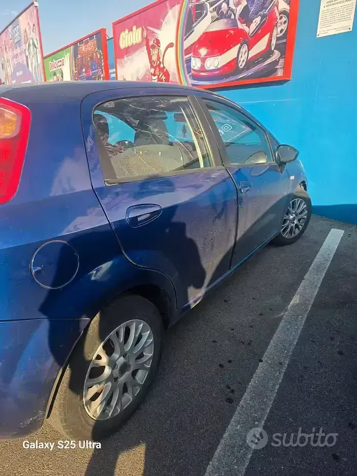 Usata Fiat Punto 75 CV (55 kW) 2009 Utilitaria