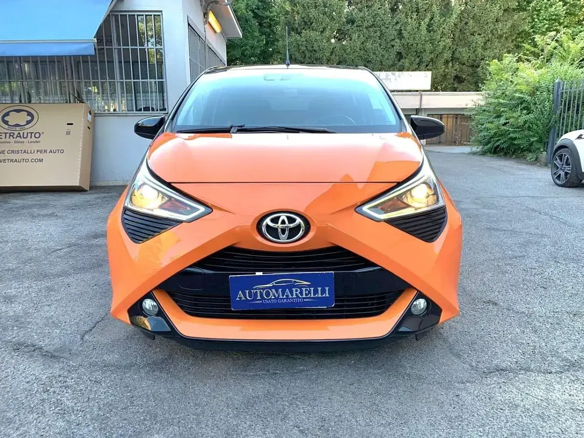 Usata Toyota Aygo X-clusiv 72 CV (52 kW) 2020 Other Utilitaria