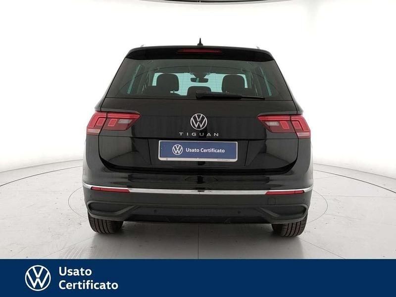 Usata VW Tiguan Life 150 CV (110 kW) 2023 Nero / pastello SUV