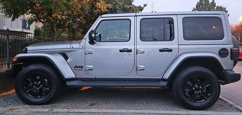 Argento Usata 2020 Jeep Wrangler Night Eagle SUV | 46.500 € (Buon prezzo) - Immagine 1/4