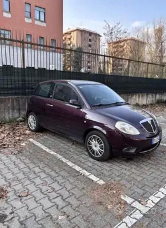 Usata Lancia Ypsilon Platinum 77 CV (56 kW) 2009 Utilitaria